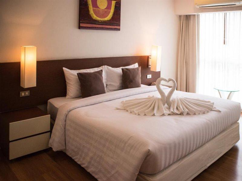 בנגקוק Sathorn Grace Serviced Residence מראה חיצוני תמונה