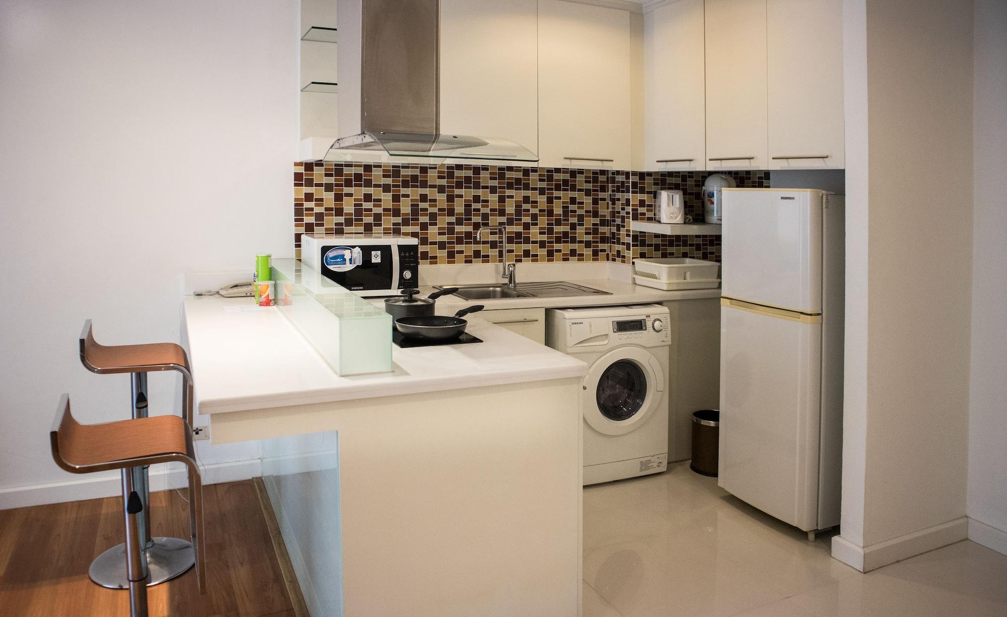 בנגקוק Sathorn Grace Serviced Residence מראה חיצוני תמונה