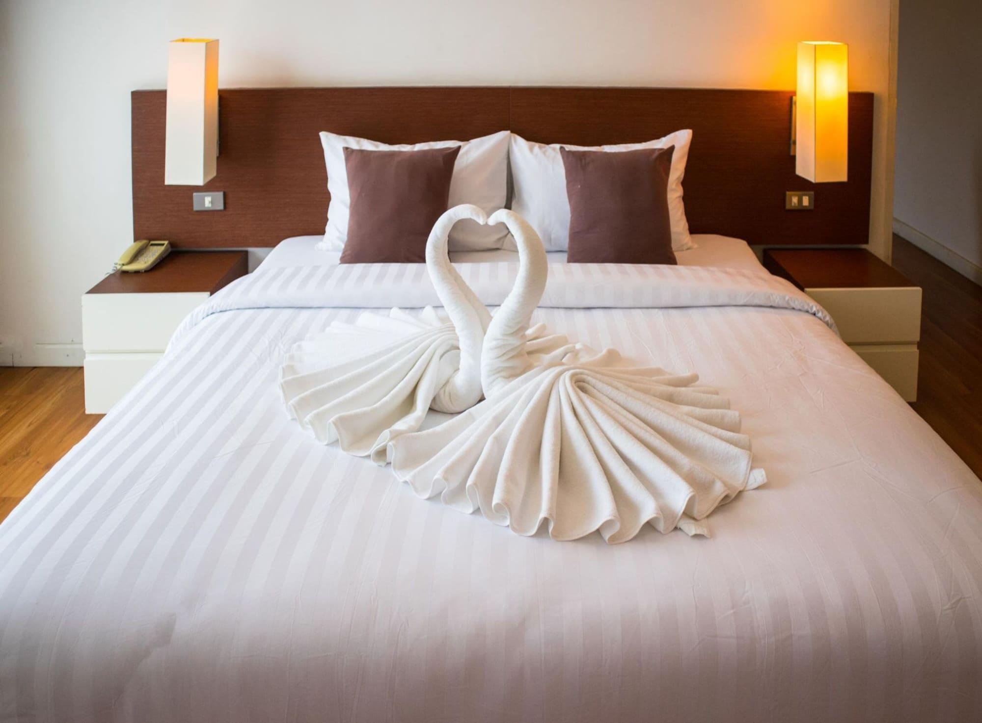 בנגקוק Sathorn Grace Serviced Residence מראה חיצוני תמונה