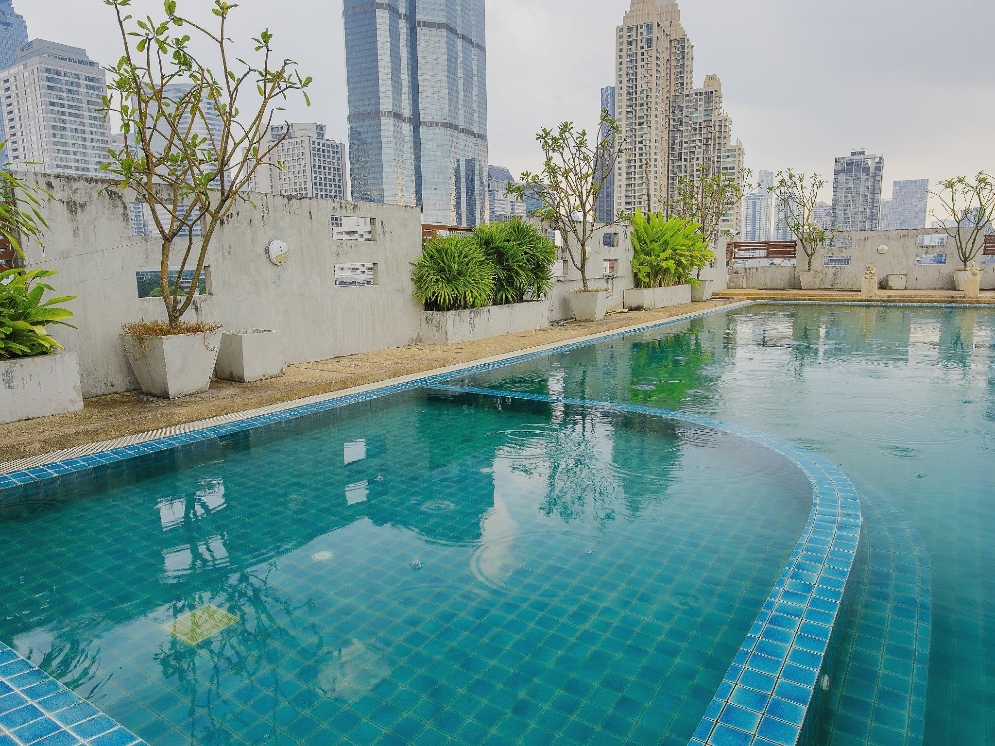 בנגקוק Sathorn Grace Serviced Residence מראה חיצוני תמונה