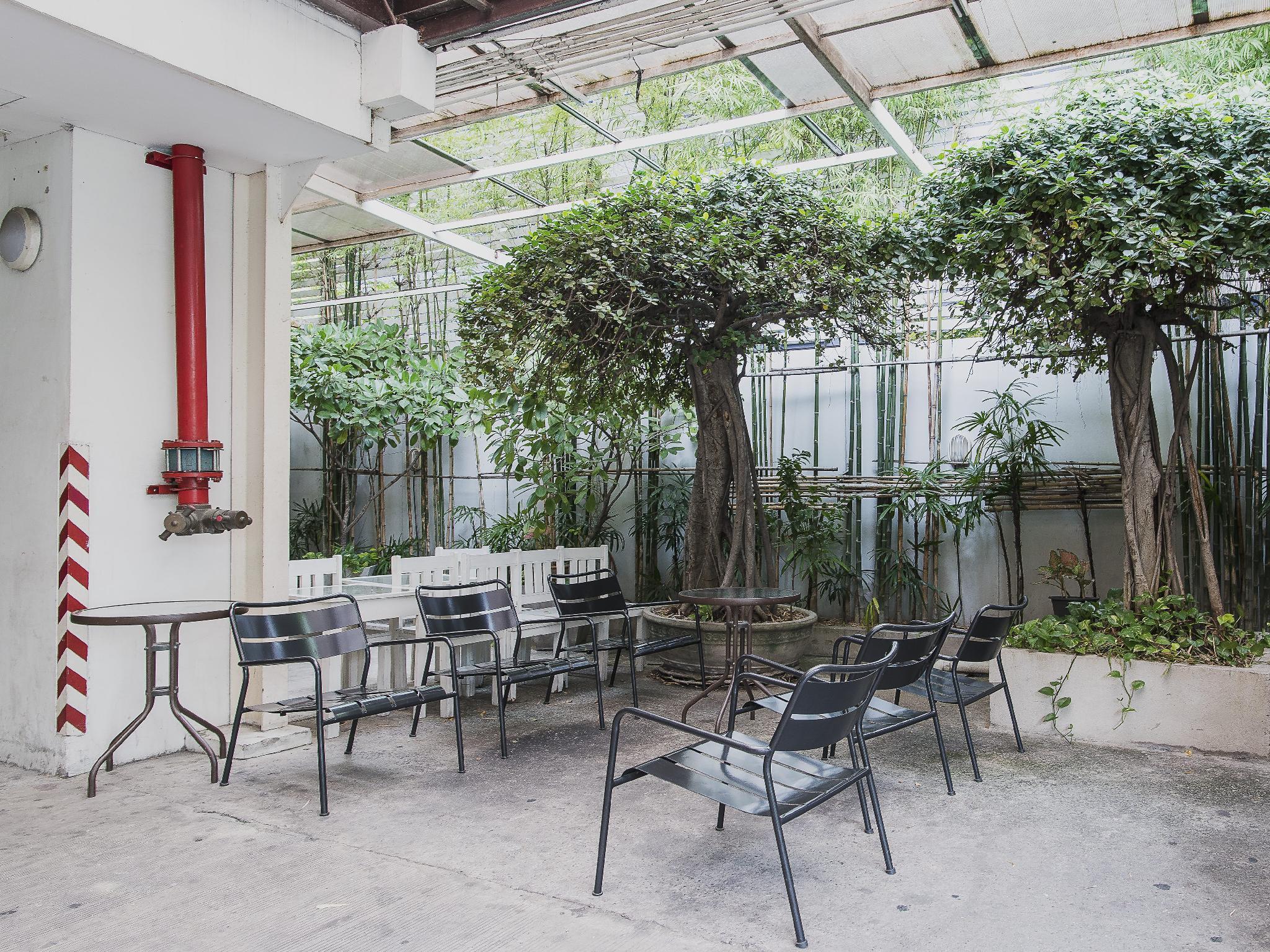 בנגקוק Sathorn Grace Serviced Residence מראה חיצוני תמונה