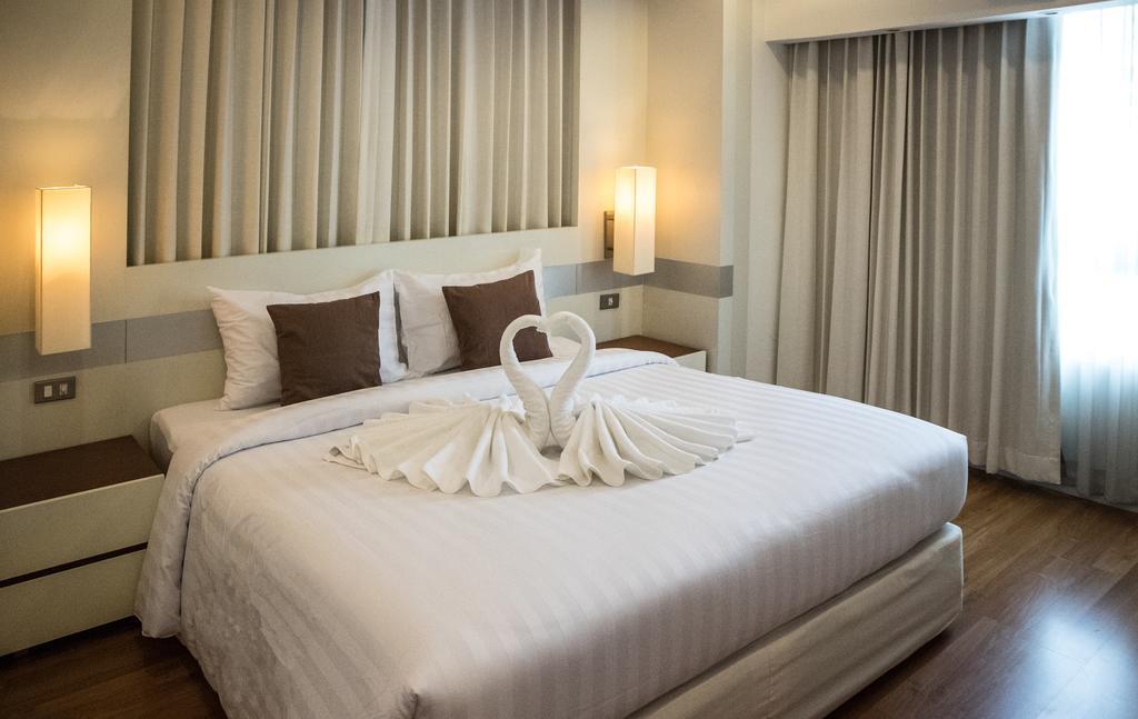 בנגקוק Sathorn Grace Serviced Residence מראה חיצוני תמונה