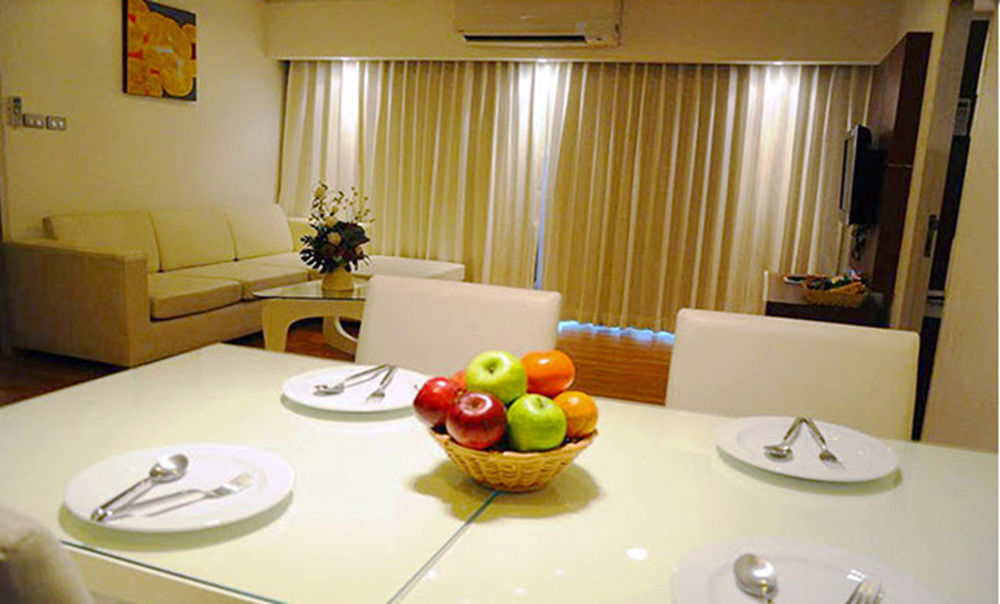 בנגקוק Sathorn Grace Serviced Residence מראה חיצוני תמונה