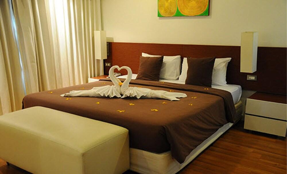 בנגקוק Sathorn Grace Serviced Residence מראה חיצוני תמונה