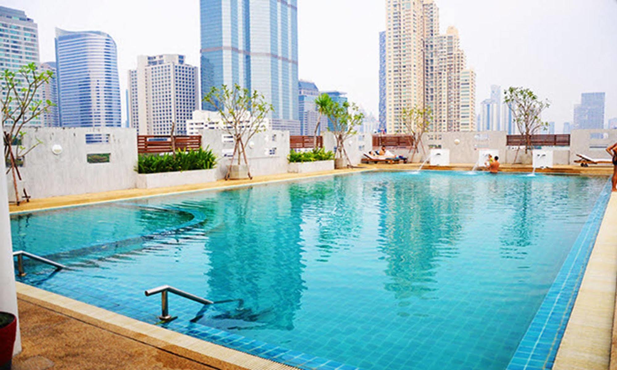 בנגקוק Sathorn Grace Serviced Residence מראה חיצוני תמונה